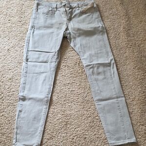 SO Women's Light Gray Skinny Jeans